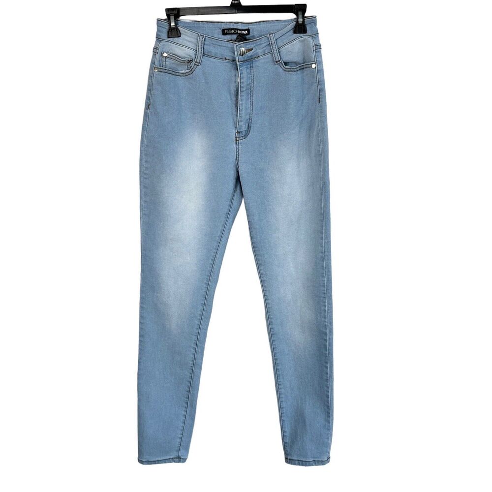 Fashion Nova Junior SZ 11 Skinny Jeans Hi-Rise Stretch Zip-Fly Light Wash Blue